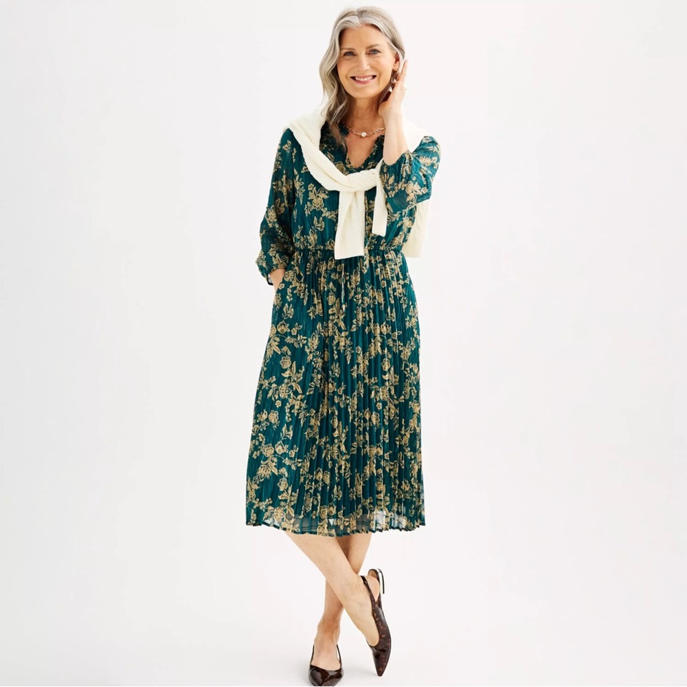 LIKE NEW 👗 Plus Size Croft & Barrow® Pleated Ruffle-Neck Dress